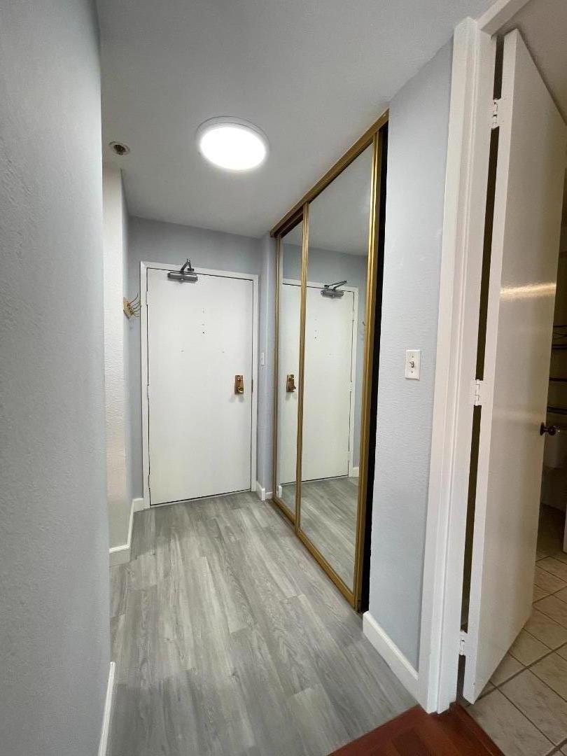 Detail Gallery Image 4 of 9 For 7121 Shelter Creek Ln, San Bruno,  CA 94066 - 0 Beds | 1 Baths
