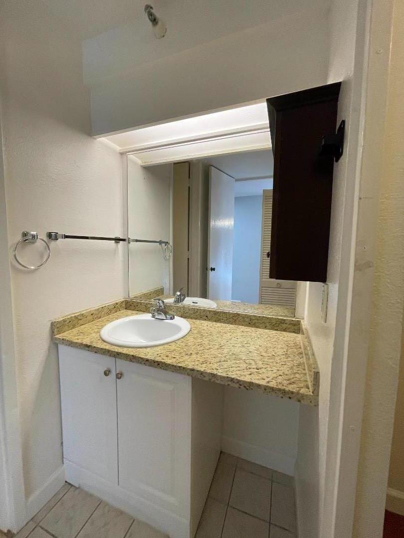 Detail Gallery Image 6 of 9 For 7121 Shelter Creek Ln, San Bruno,  CA 94066 - 0 Beds | 1 Baths