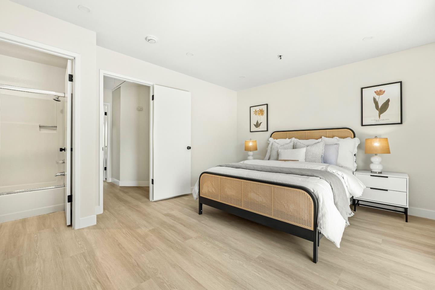 Detail Gallery Image 17 of 45 For 457 Sierra Vista Ave #5,  Mountain View,  CA 94043 - 2 Beds | 2/1 Baths