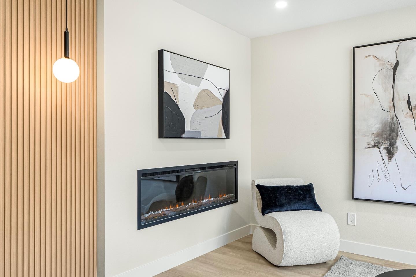 Detail Gallery Image 6 of 45 For 457 Sierra Vista Ave #5,  Mountain View,  CA 94043 - 2 Beds | 2/1 Baths