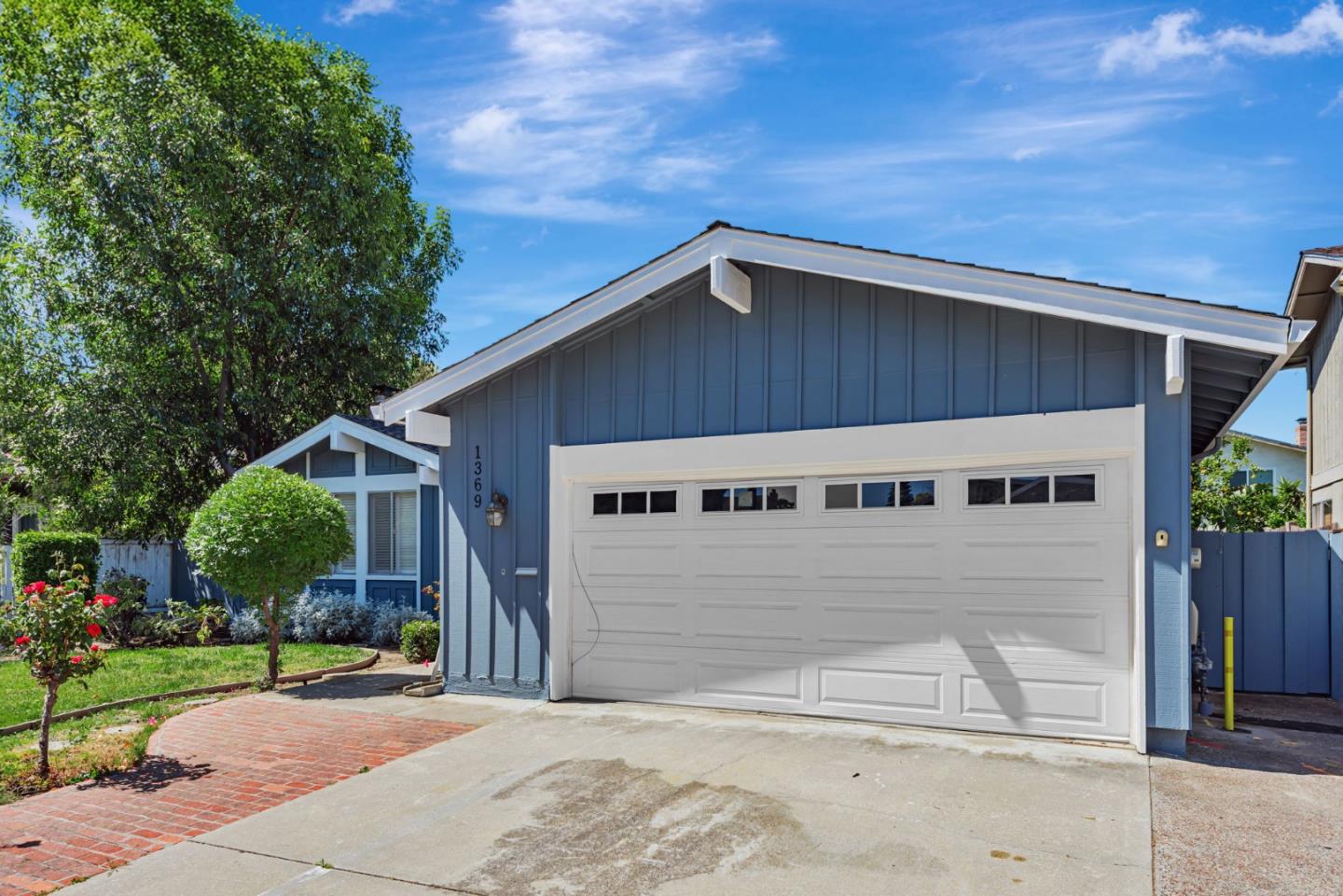 Detail Gallery Image 2 of 32 For 1369 Joyner Ct, San Jose,  CA 95131 - 4 Beds | 2 Baths