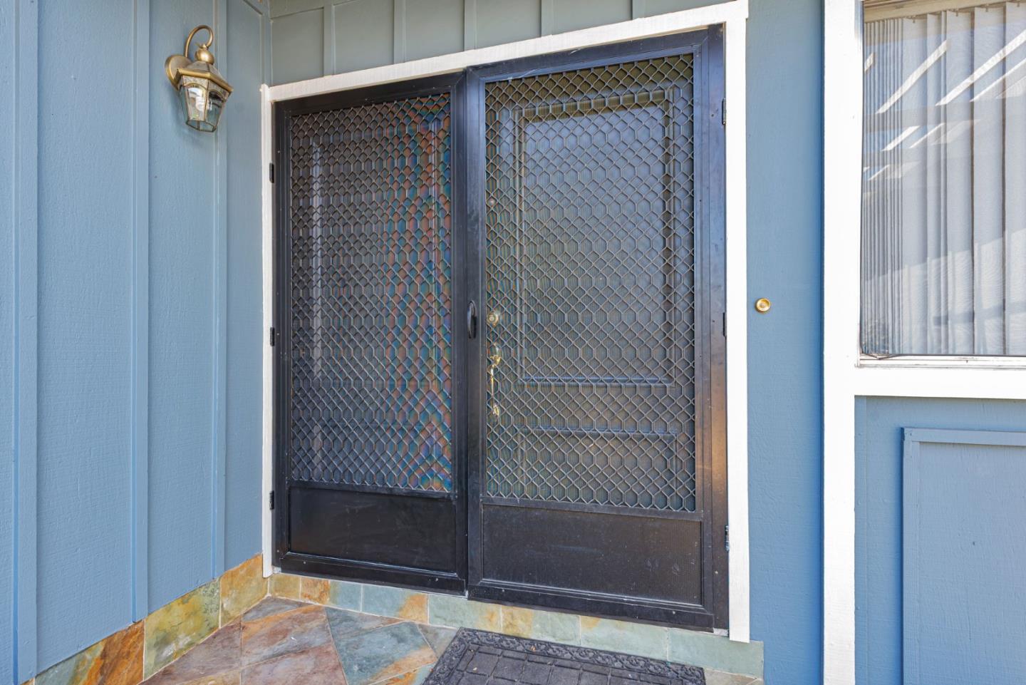 Detail Gallery Image 3 of 32 For 1369 Joyner Ct, San Jose,  CA 95131 - 4 Beds | 2 Baths