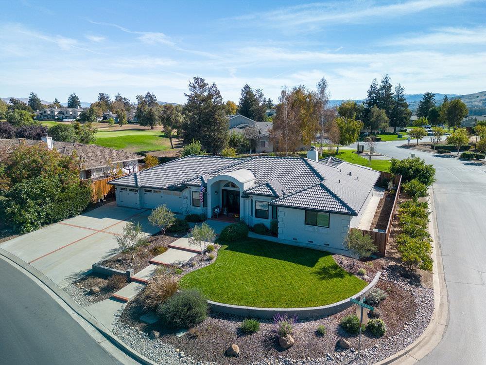 640 S Ridgemark DR, Hollister CA 95023