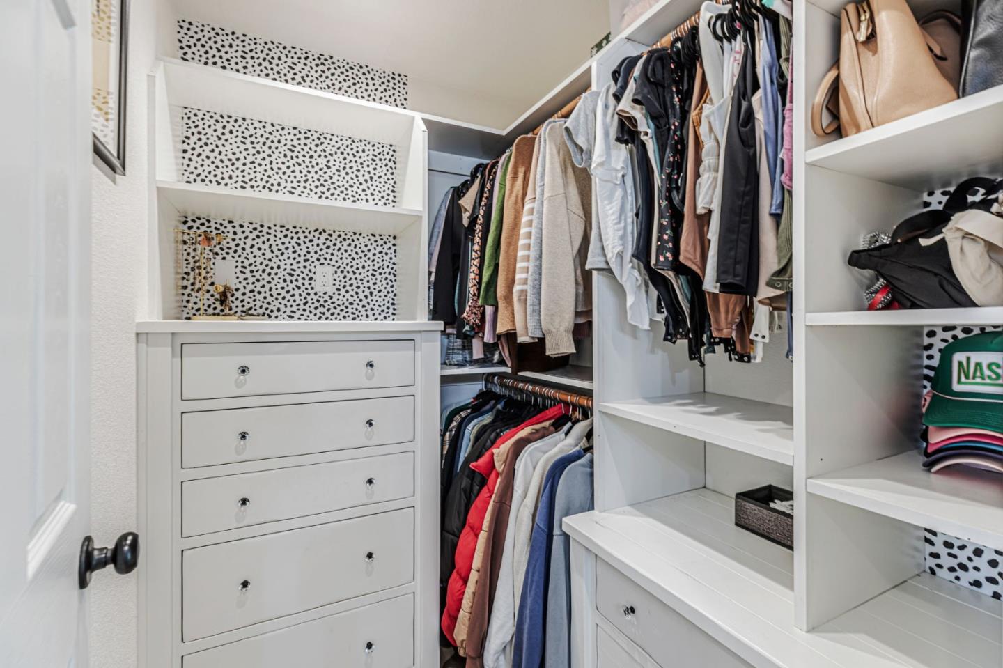 Detail Gallery Image 26 of 40 For 640 S Ridgemark Dr, Hollister,  CA 95023 - 4 Beds | 4 Baths