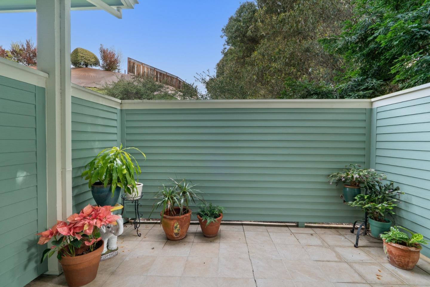 Detail Gallery Image 24 of 26 For 120 Claremont Terrace, Santa Cruz,  CA 95060 - 2 Beds | 2/1 Baths