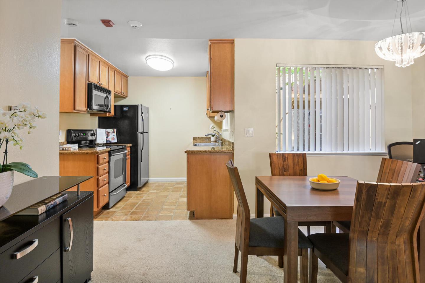 Detail Gallery Image 6 of 26 For 2250 Monroe St #143,  Santa Clara,  CA 95050 - 1 Beds | 1 Baths
