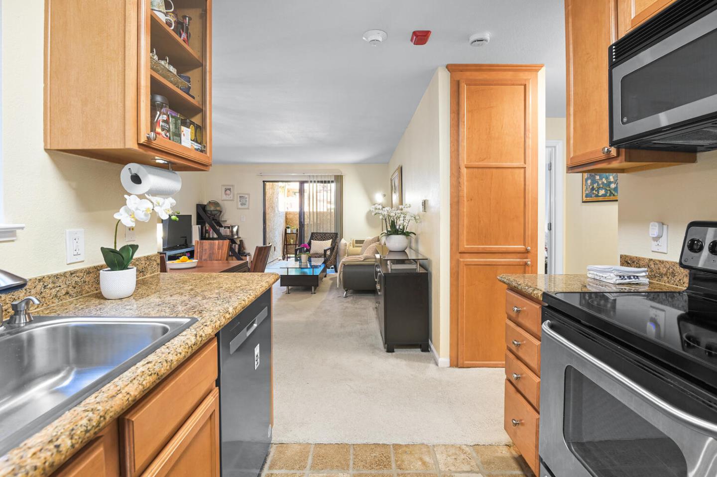 Detail Gallery Image 8 of 26 For 2250 Monroe St #143,  Santa Clara,  CA 95050 - 1 Beds | 1 Baths