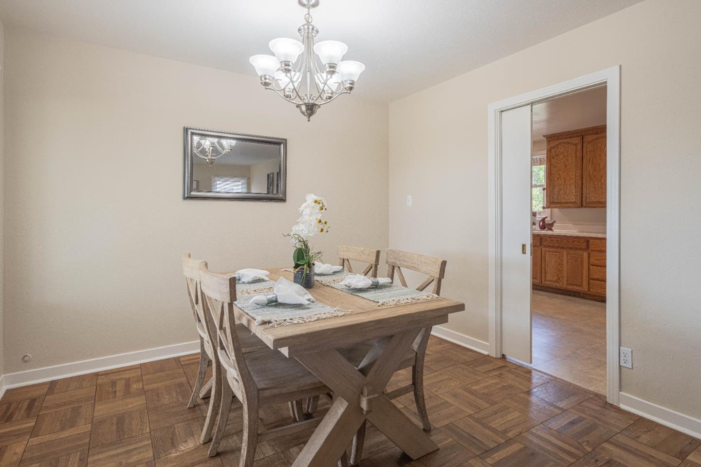 Detail Gallery Image 12 of 39 For 217 Maryal Dr, Salinas,  CA 93906 - 3 Beds | 1 Baths