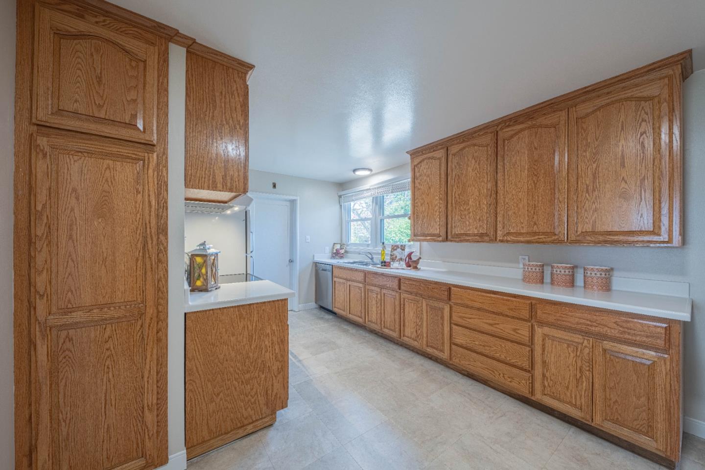 Detail Gallery Image 13 of 39 For 217 Maryal Dr, Salinas,  CA 93906 - 3 Beds | 1 Baths