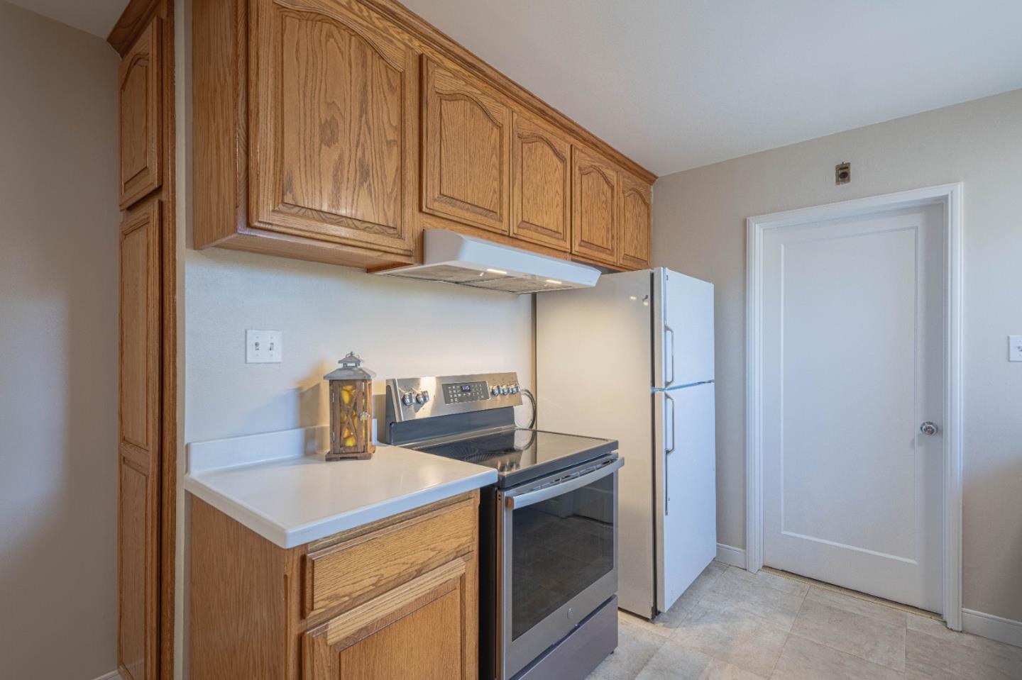 Detail Gallery Image 15 of 39 For 217 Maryal Dr, Salinas,  CA 93906 - 3 Beds | 1 Baths