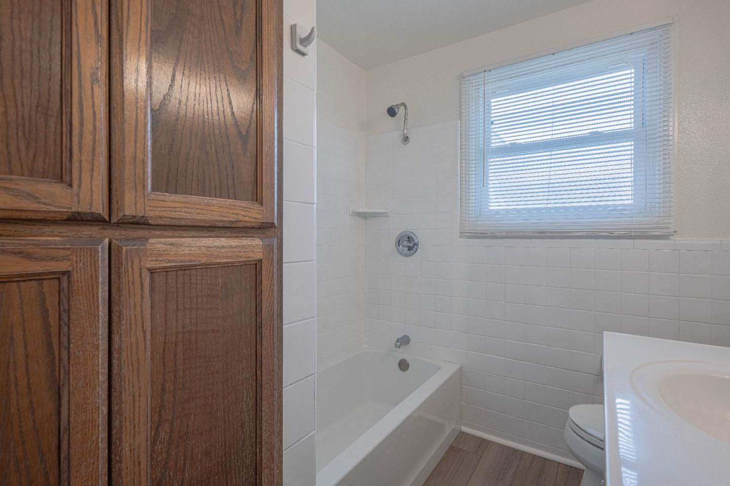 Detail Gallery Image 28 of 39 For 217 Maryal Dr, Salinas,  CA 93906 - 3 Beds | 1 Baths