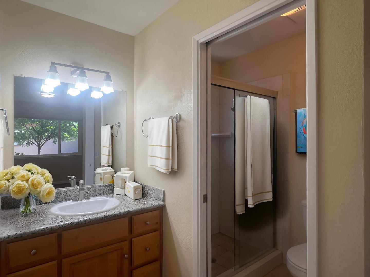 Detail Gallery Image 6 of 14 For 896 Canfield Ct, San Jose,  CA 95136 - 2 Beds | 2 Baths