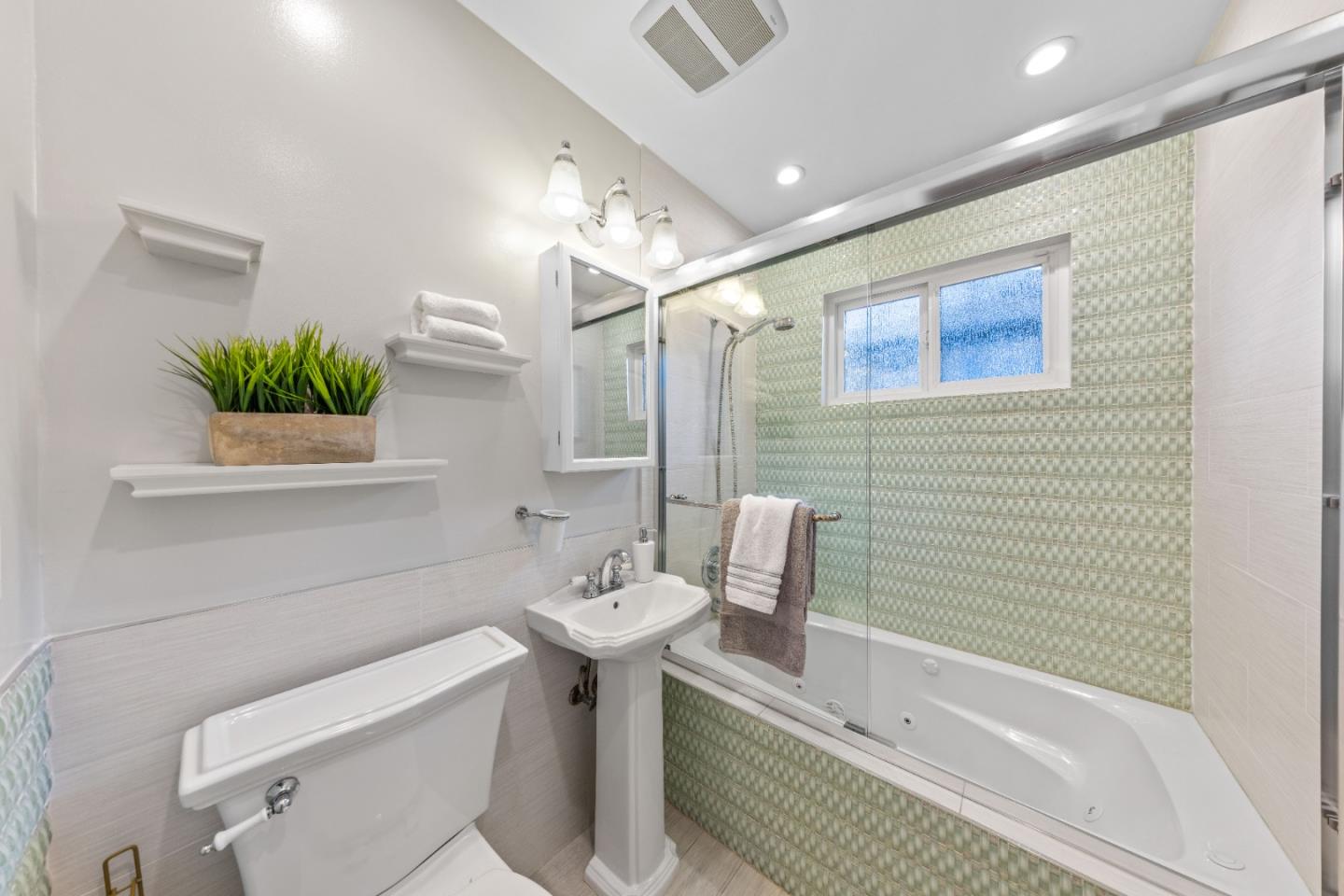 Detail Gallery Image 22 of 37 For 228 Prince St, Los Gatos,  CA 95032 - 3 Beds | 2 Baths