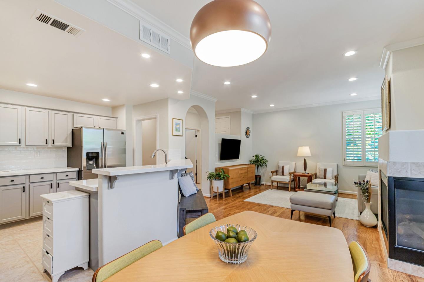 Detail Gallery Image 21 of 47 For 828 Monarch Ln, San Jose,  CA 95138 - 3 Beds | 3 Baths