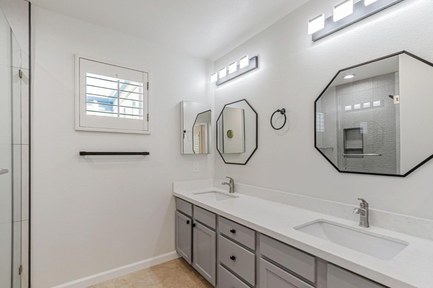 Detail Gallery Image 36 of 47 For 828 Monarch Ln, San Jose,  CA 95138 - 3 Beds | 3 Baths