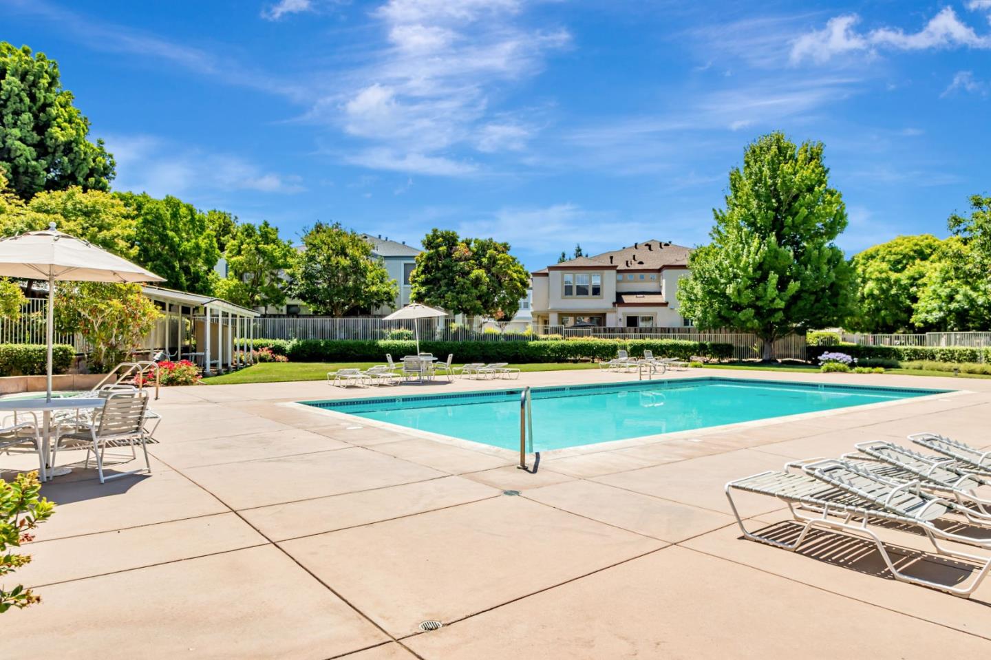 Detail Gallery Image 44 of 47 For 828 Monarch Ln, San Jose,  CA 95138 - 3 Beds | 3 Baths