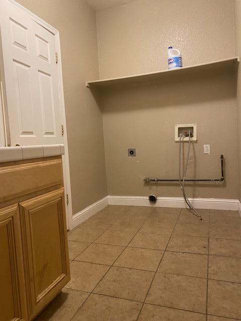 Detail Gallery Image 9 of 23 For 346 Vasconcellos Ave, Manteca,  CA 95336 - 5 Beds | 3 Baths