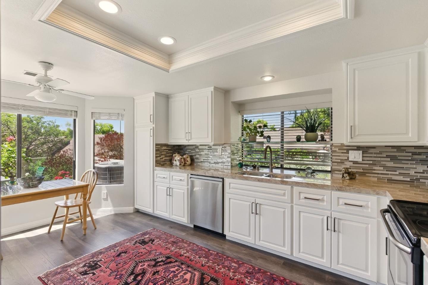 Detail Gallery Image 10 of 30 For 3431 Lake Albano Cir, San Jose,  CA 95135 - 2 Beds | 2 Baths