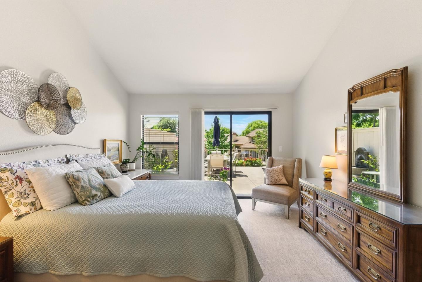 Detail Gallery Image 13 of 30 For 3431 Lake Albano Cir, San Jose,  CA 95135 - 2 Beds | 2 Baths