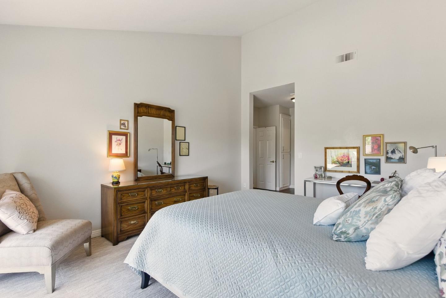 Detail Gallery Image 14 of 30 For 3431 Lake Albano Cir, San Jose,  CA 95135 - 2 Beds | 2 Baths