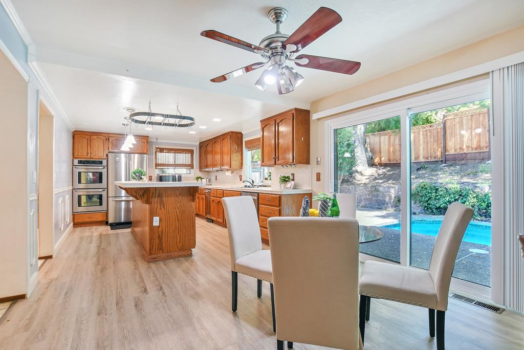 Detail Gallery Image 13 of 59 For 921 Rock Canyon Cir, San Jose,  CA 95127 - 5 Beds | 3 Baths