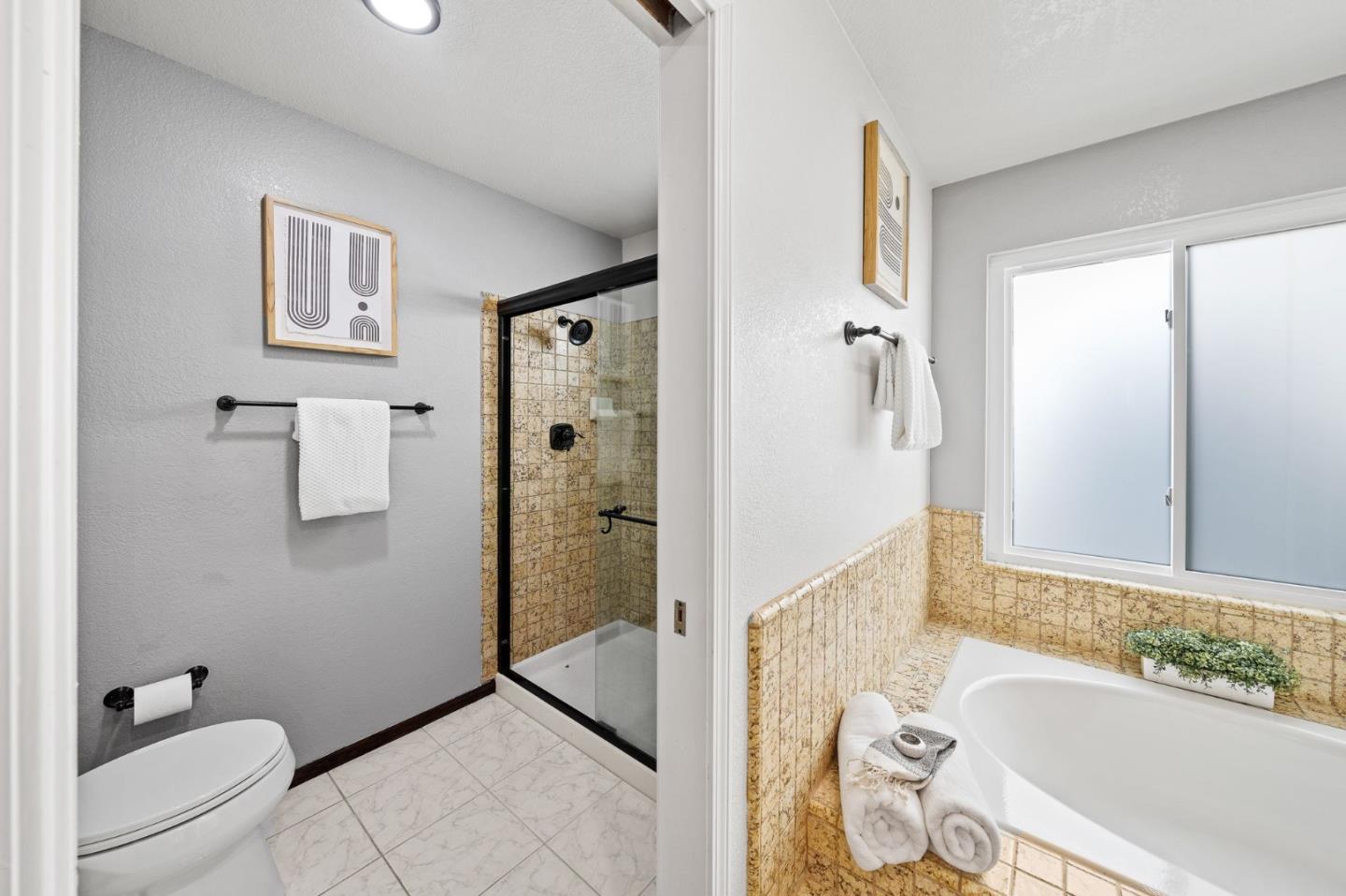 Detail Gallery Image 30 of 59 For 921 Rock Canyon Cir, San Jose,  CA 95127 - 5 Beds | 3 Baths