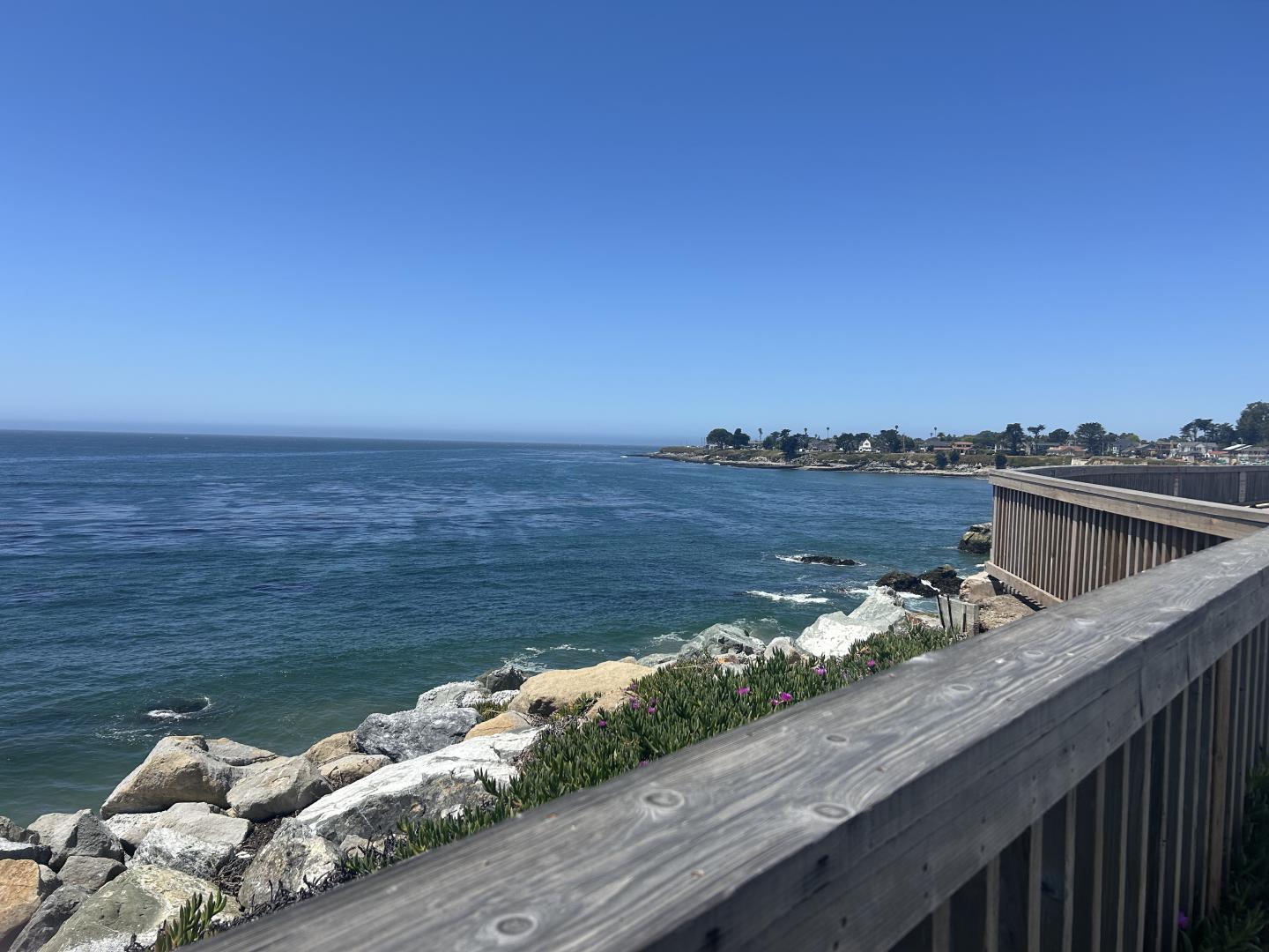 Detail Gallery Image 24 of 25 For 944 W Cliff Dr, Santa Cruz,  CA 95060 - 3 Beds | 3/1 Baths