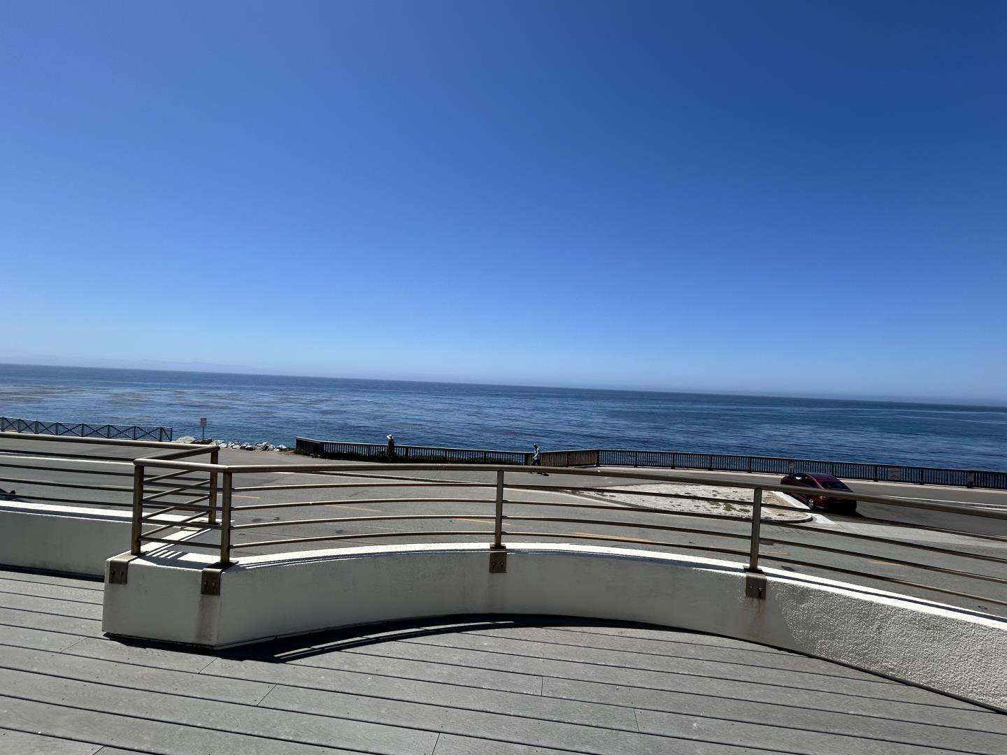 Detail Gallery Image 3 of 25 For 944 W Cliff Dr, Santa Cruz,  CA 95060 - 3 Beds | 3/1 Baths