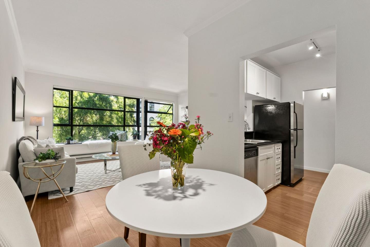 Detail Gallery Image 12 of 40 For 1425 Vallejo St #102,  San Francisco,  CA 94109 - 1 Beds | 1 Baths