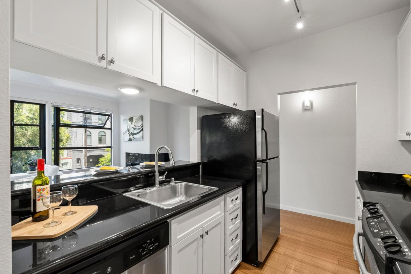 Detail Gallery Image 16 of 40 For 1425 Vallejo St #102,  San Francisco,  CA 94109 - 1 Beds | 1 Baths