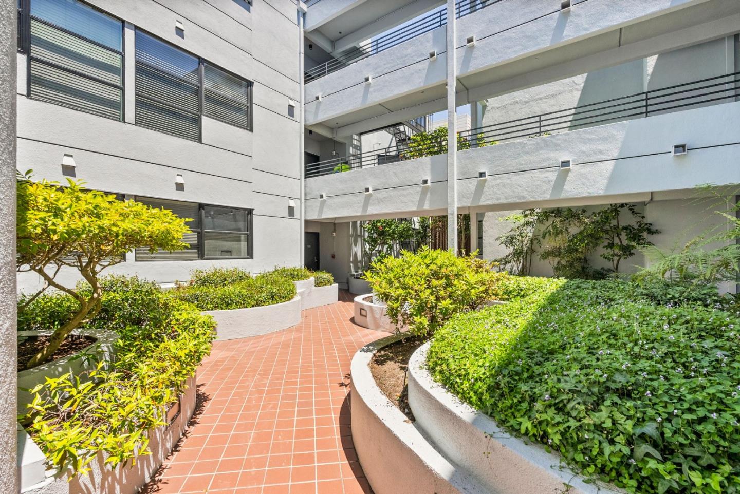 Detail Gallery Image 3 of 40 For 1425 Vallejo St #102,  San Francisco,  CA 94109 - 1 Beds | 1 Baths