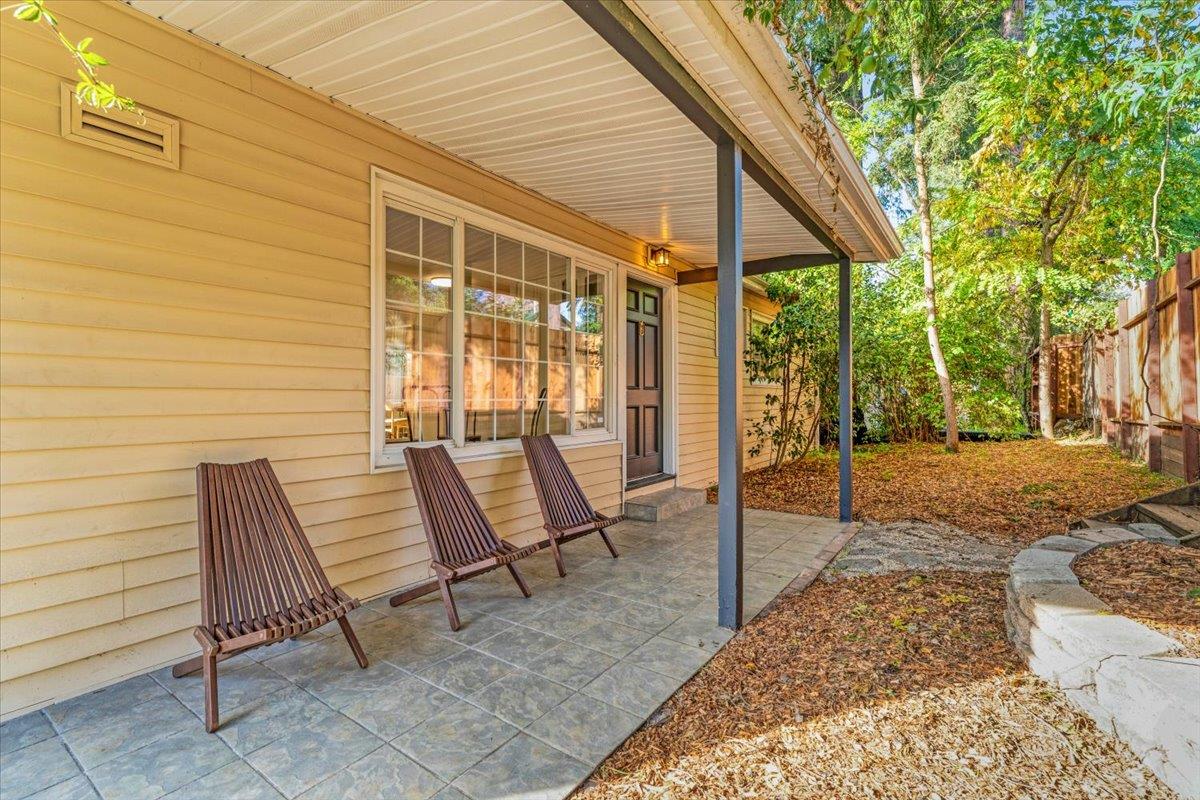 Detail Gallery Image 11 of 47 For 8525 Glen Arbor Rd, Ben Lomond,  CA 95005 - 2 Beds | 1 Baths