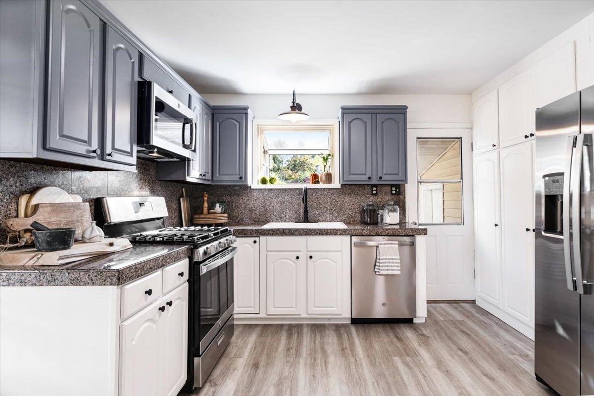 Detail Gallery Image 18 of 47 For 8525 Glen Arbor Rd, Ben Lomond,  CA 95005 - 2 Beds | 1 Baths