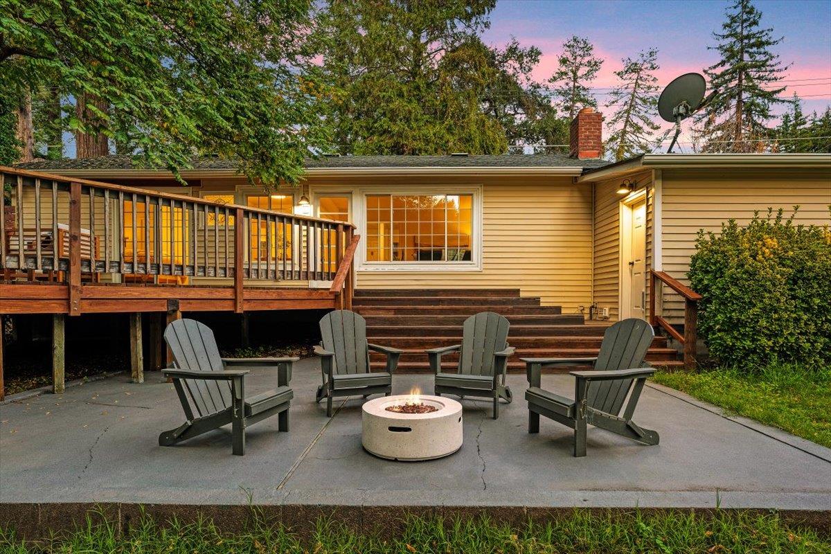 Detail Gallery Image 2 of 47 For 8525 Glen Arbor Rd, Ben Lomond,  CA 95005 - 2 Beds | 1 Baths