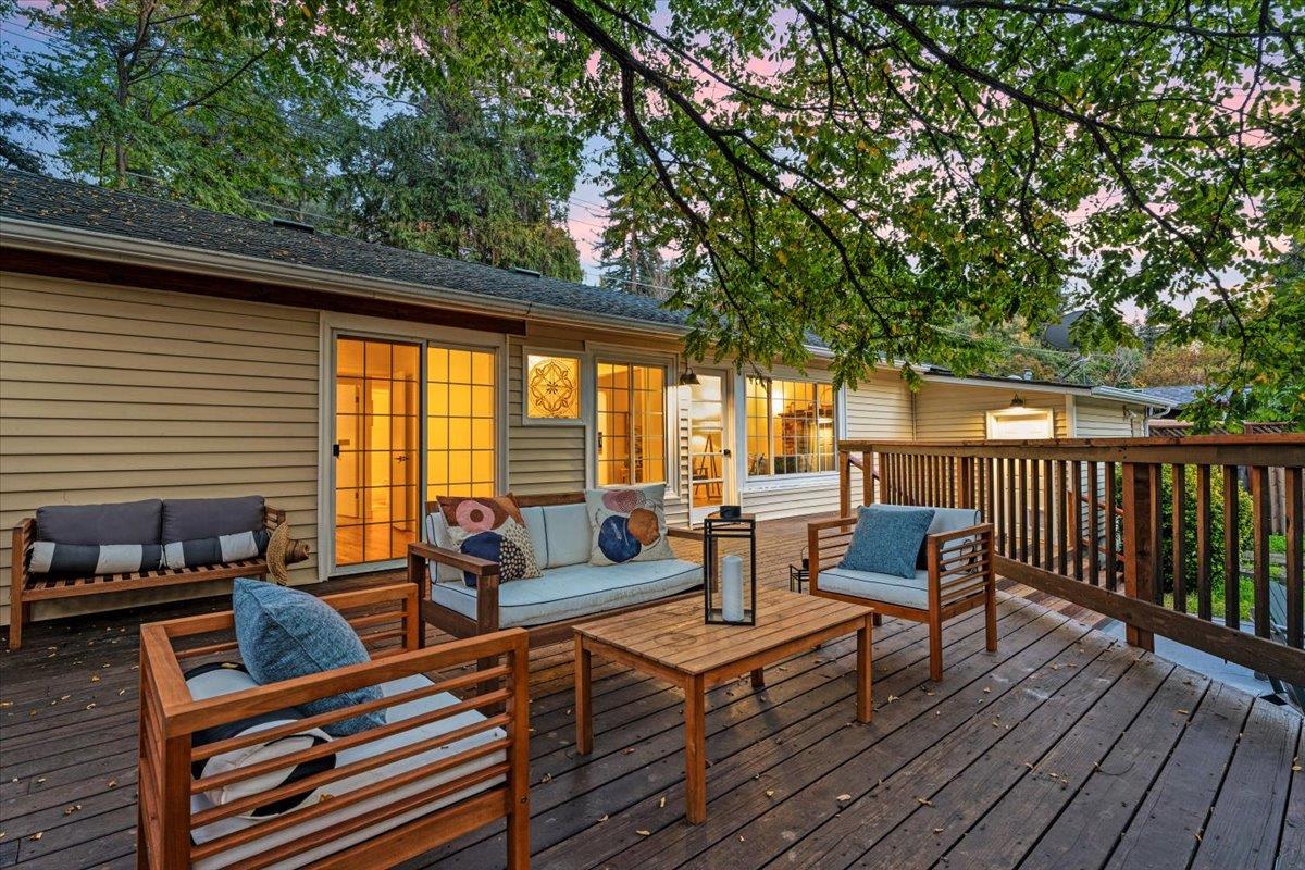 Detail Gallery Image 3 of 47 For 8525 Glen Arbor Rd, Ben Lomond,  CA 95005 - 2 Beds | 1 Baths