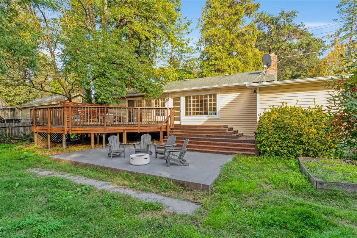 Detail Gallery Image 41 of 47 For 8525 Glen Arbor Rd, Ben Lomond,  CA 95005 - 2 Beds | 1 Baths