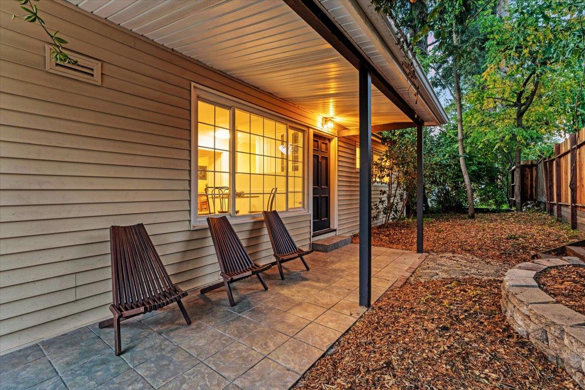 Detail Gallery Image 6 of 47 For 8525 Glen Arbor Rd, Ben Lomond,  CA 95005 - 2 Beds | 1 Baths