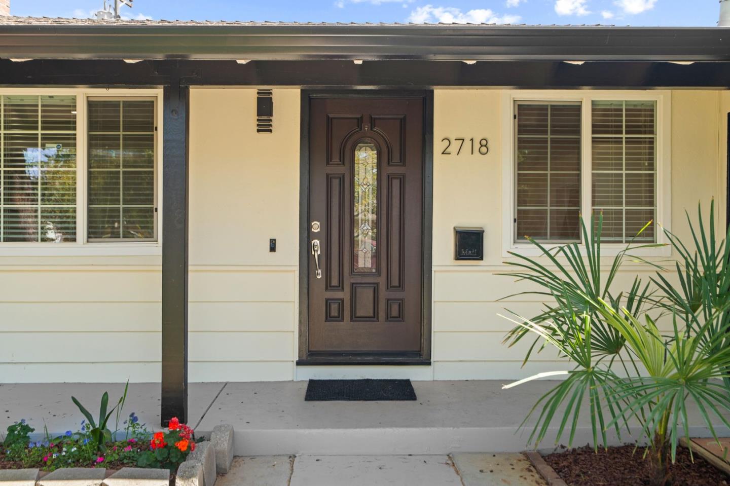 Detail Gallery Image 4 of 44 For 2718 Millbrae Way, San Jose,  CA 95121 - 3 Beds | 2 Baths