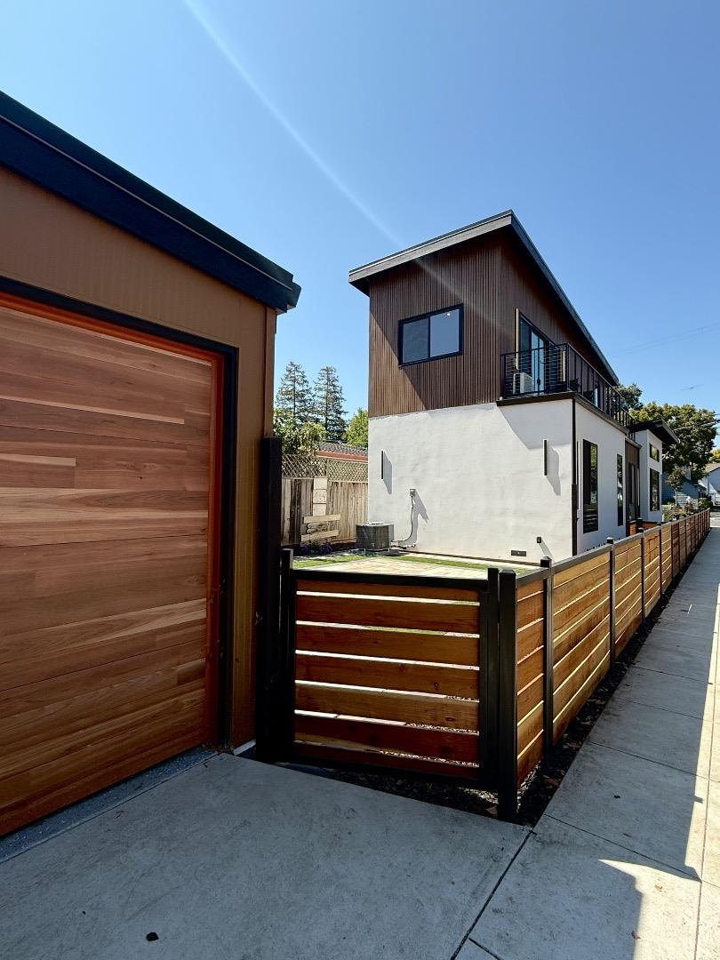 Detail Gallery Image 26 of 27 For 68 Page St, Campbell,  CA 95008 - 3 Beds | 3 Baths