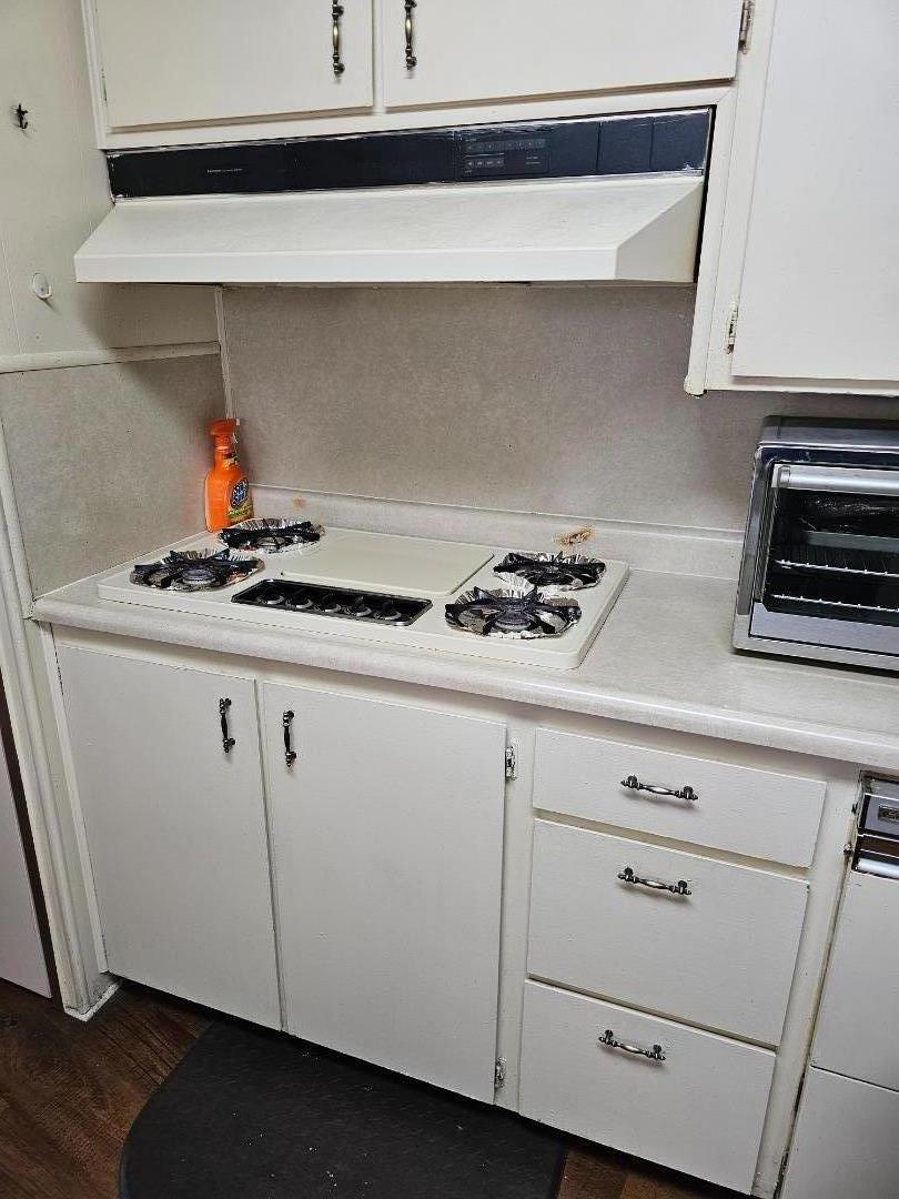 Detail Gallery Image 10 of 15 For 500 W 10th St #10,  Gilroy,  CA 95020 - 2 Beds | 2 Baths