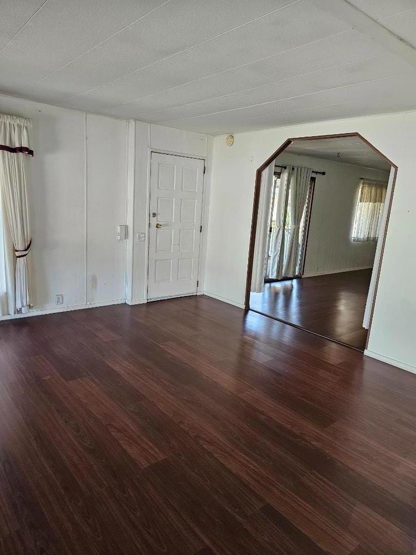 Detail Gallery Image 4 of 15 For 500 W 10th St #10,  Gilroy,  CA 95020 - 2 Beds | 2 Baths