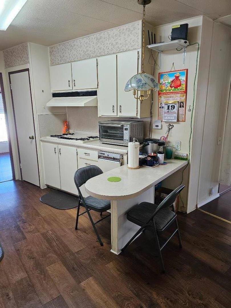 Detail Gallery Image 8 of 15 For 500 W 10th St #10,  Gilroy,  CA 95020 - 2 Beds | 2 Baths