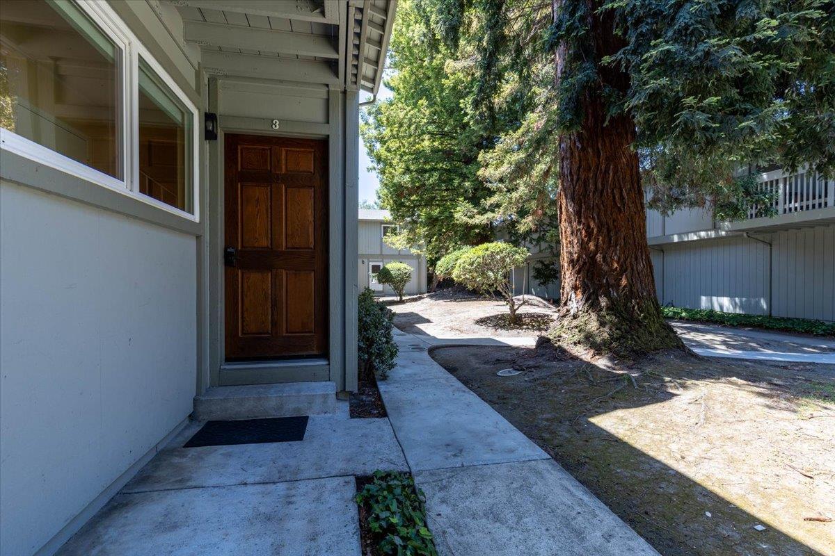 Detail Gallery Image 22 of 24 For 83 Devonshire Ave #3,  Mountain View,  CA 94043 - 2 Beds | 2 Baths