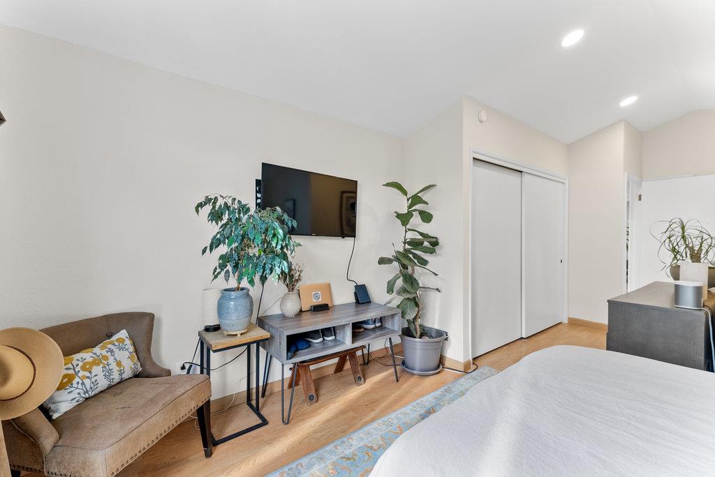 Detail Gallery Image 25 of 49 For 1965 42nd Ave, Capitola,  CA 95010 - 2 Beds | 2 Baths