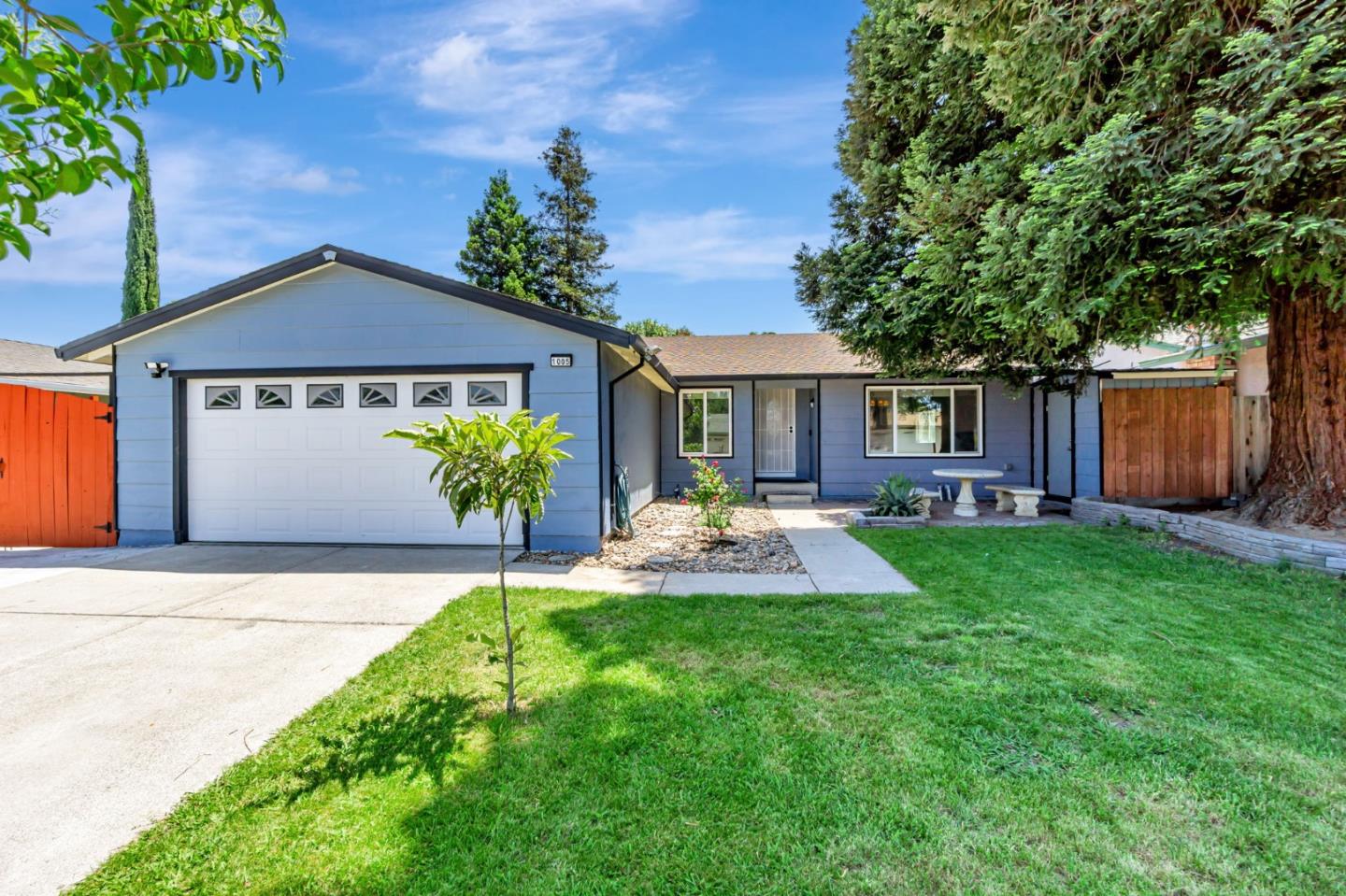 Detail Gallery Image 1 of 45 For 1005 Doncaster Dr, Antioch,  CA 94509 - 4 Beds | 2 Baths
