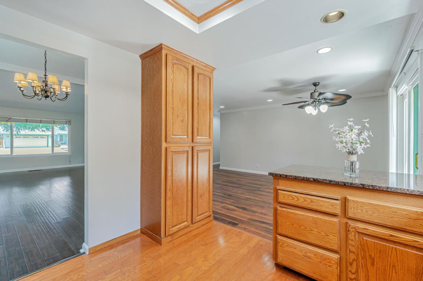 Detail Gallery Image 10 of 45 For 1005 Doncaster Dr, Antioch,  CA 94509 - 4 Beds | 2 Baths