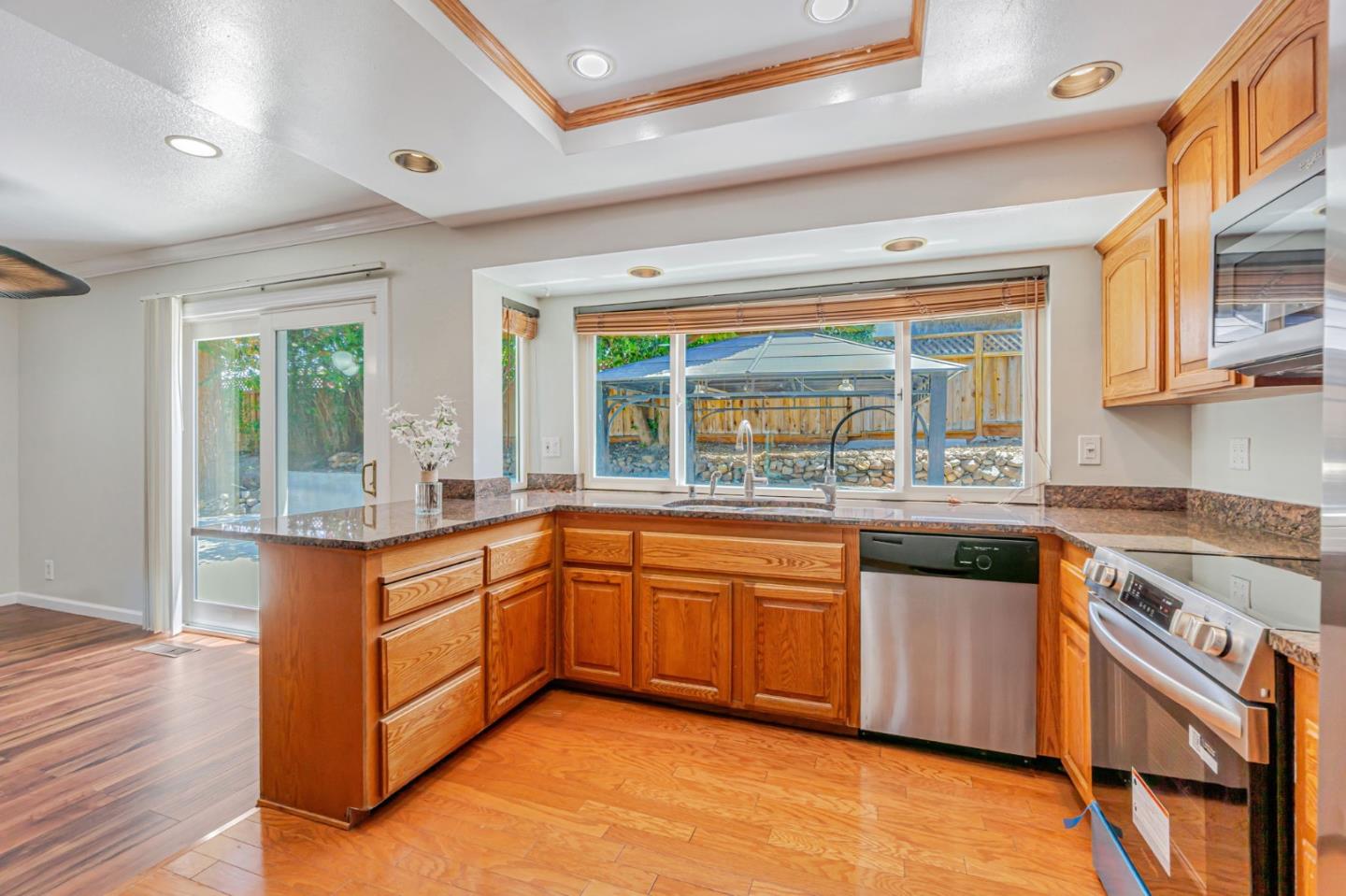 Detail Gallery Image 9 of 45 For 1005 Doncaster Dr, Antioch,  CA 94509 - 4 Beds | 2 Baths