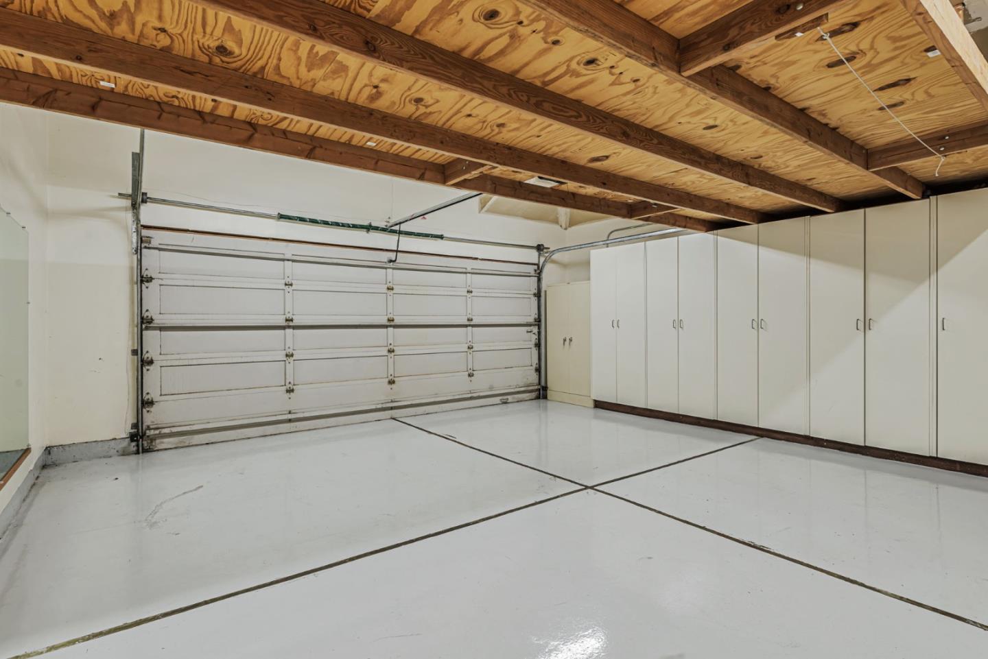 Detail Gallery Image 43 of 47 For 100 Danbury Ln, Redwood City,  CA 94061 - 4 Beds | 2/1 Baths