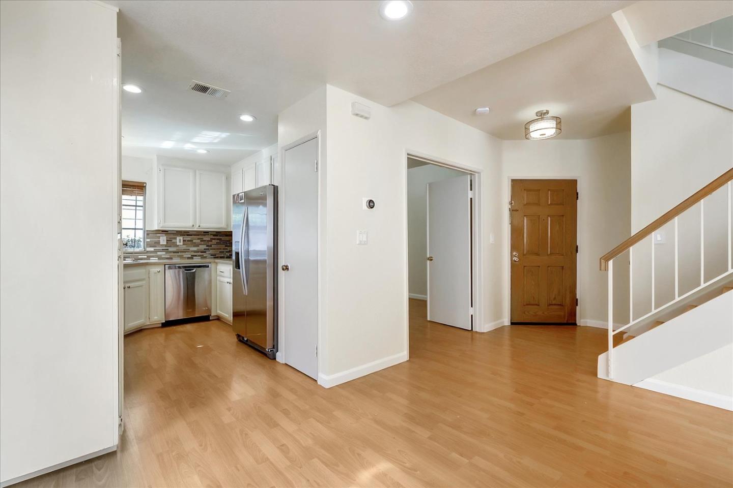 Detail Gallery Image 8 of 29 For 6153 Potrero Dr, Newark,  CA 94560 - 3 Beds | 2/1 Baths