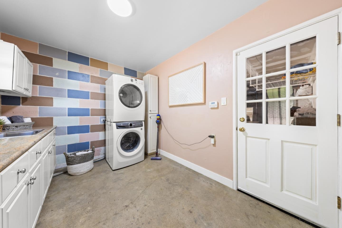 Detail Gallery Image 17 of 23 For 22860 7th St, Hayward,  CA 94541 - 2 Beds | 1 Baths